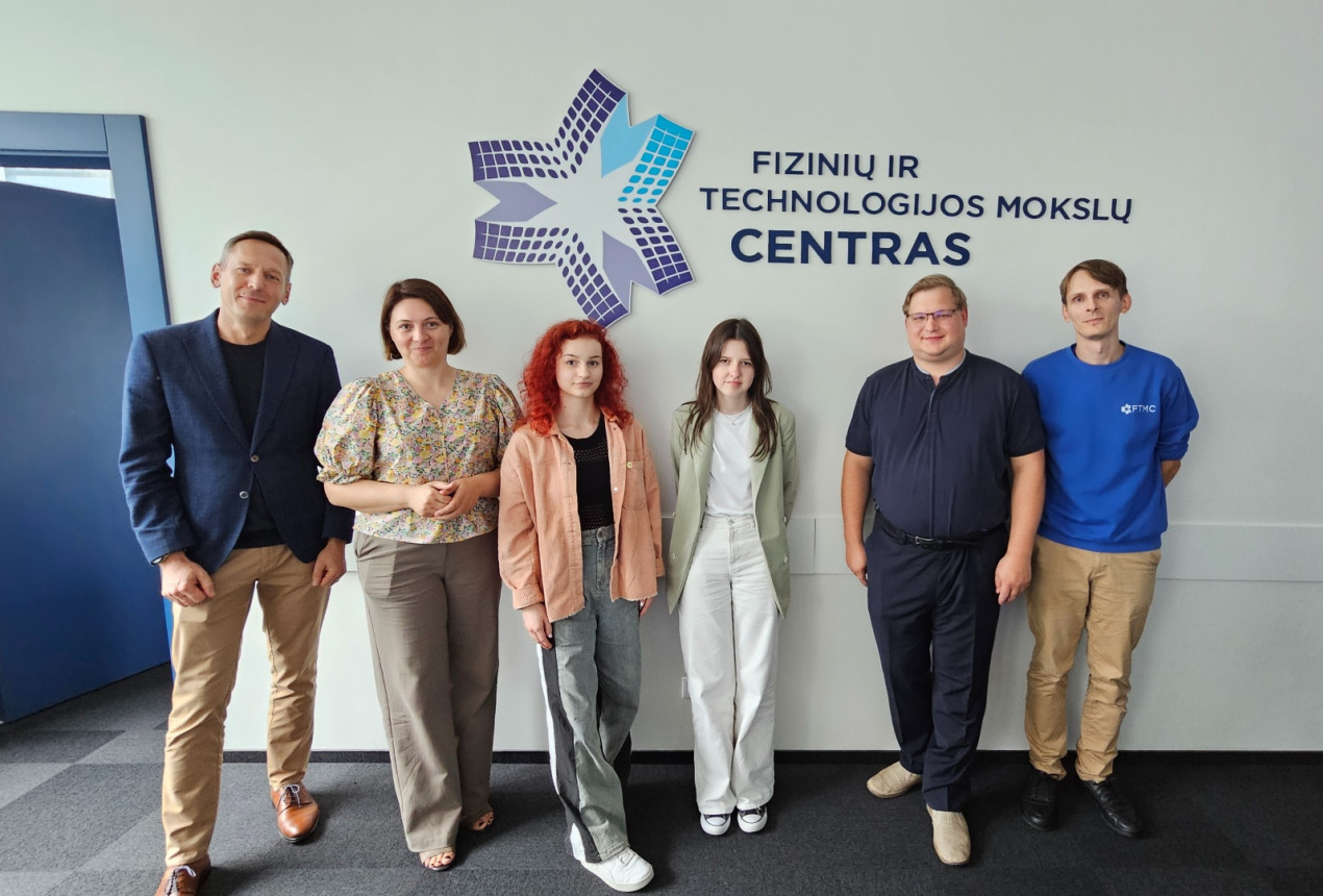 FTMC l.e.p. direktoriaus pavaduotojas taikomajam mokslui ir inovacijoms dr. Saulius Tumėnas, ŠMSM ministro patarėja mokslo ir bendrojo ugdymo klausimais Rasa Kulvietienė, Agnė Jankauskaitė, Milena Beresnevičiūtė, dokt. Vladislovas Čižas, Simonas Bendžius.