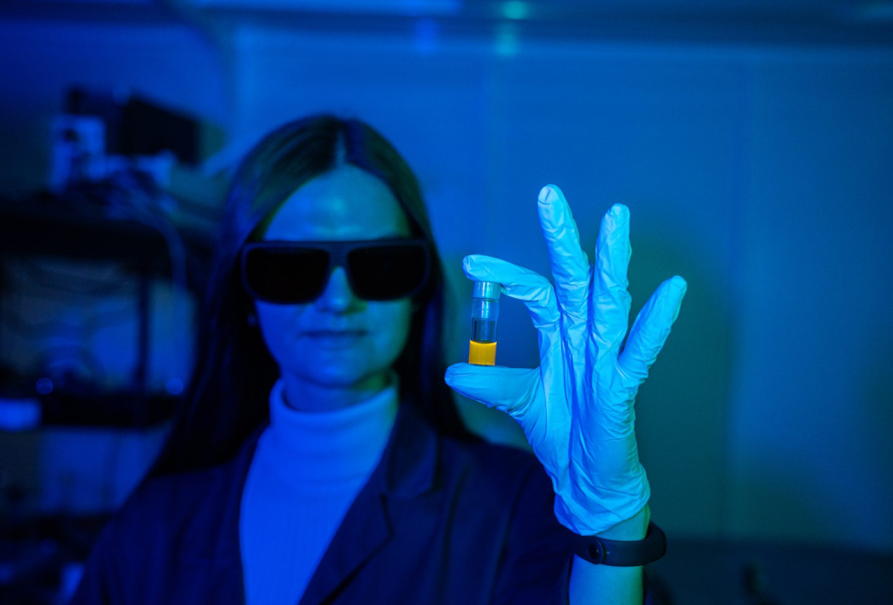 Pagrindinė straipsnio autorė, FTMC Lazerinių technologijų skyriaus doktorantė Justina Anulytė. Hernandez & Sorokina / FTMC nuotrauka