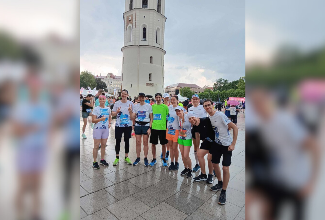 Iš kairės: dr. Renata Butkutė, Tomas Mockaitis, Šarūnas Mačiulis, dr. Tomas Javorskis, dr. Monika Skruodienė, dr. Elena Golubewa, dr. Simona Streckaitė, Yaraslau Padrez, dr. Povilas Šimonis ir dr. Dominykas Juknelevičius. FTMC nuotrauka