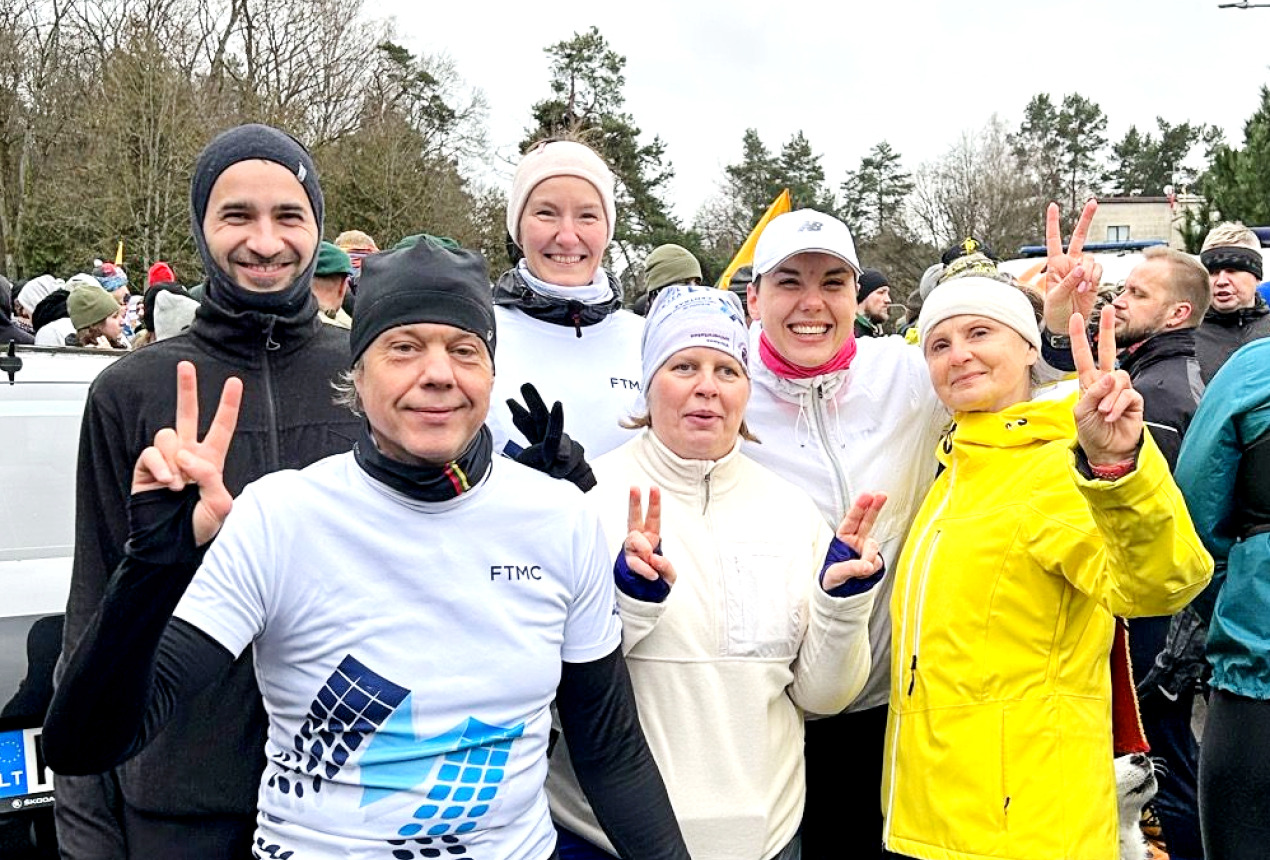 Iš dešinės: dr. Tomas Javorskis, Šarūnas Mačiulis, dr. Lena Golubewa, Sigita Siliuvienė, dr. Monika Ruzgytė ir dr. Renata Butkutė. Nuotrauka iš R. Butkutės asmeninio archyvo