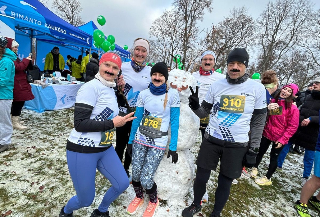 FTMC Bėgimo klubo nariai: dr. Renata Butkutė, dr. Lena Golubewa, dr. Simona Streckaitė, dokt. Yaraslau Padrez ir Šarūnas Mačiulis. FTMC nuotrauka