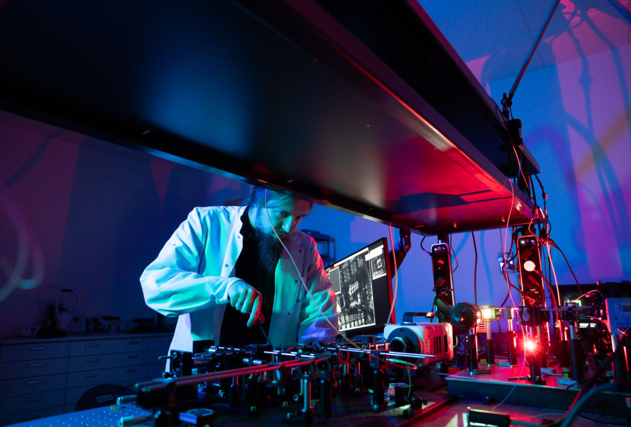 Dokt. Karolis Adomavičius. Hernandez & Sorokina / FTMC nuotrauka